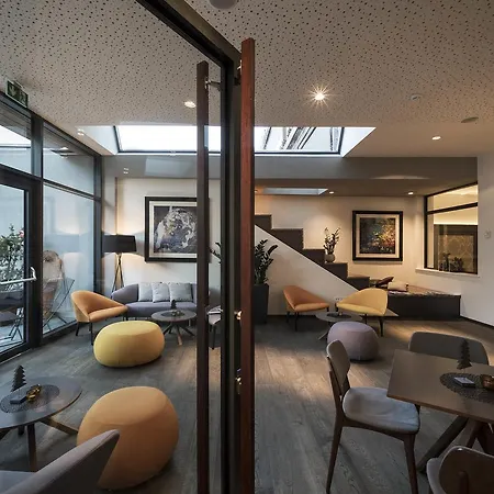 Post - Tradition & Lifestyle Adults Only 4*